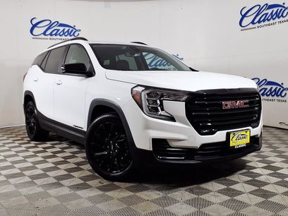 Used 2024 GMC Terrain SLE w/ Driver Convenience Package