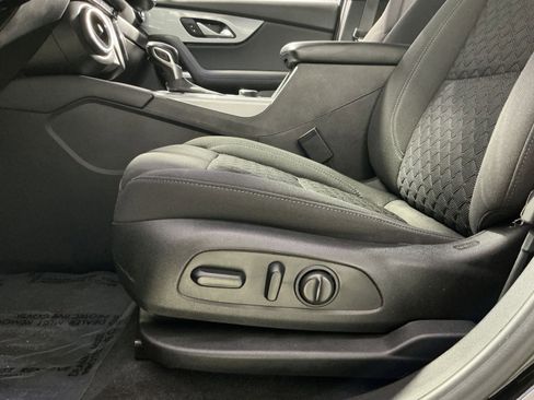 Used 2020 Chevrolet Blazer LT image 22