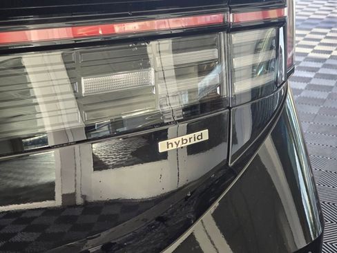 New 2025 Hyundai Sonata Limited image 14