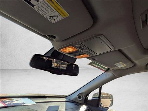 Used 2017 Honda Pilot Touring image 21