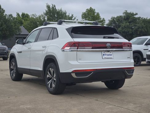 New 2026 Volkswagen Atlas Cross Sport SE AWD/4WD image 3