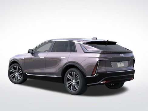 New 2026 Cadillac Lyriq Luxury AWD/4WD image 3