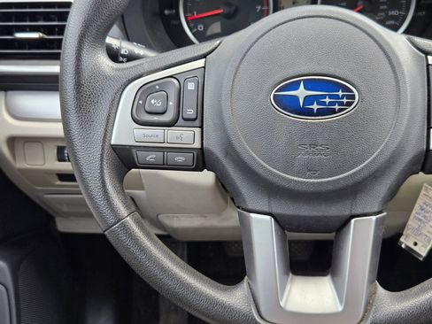 Used 2018 Subaru Forester 2.5i AWD/4WD image 15
