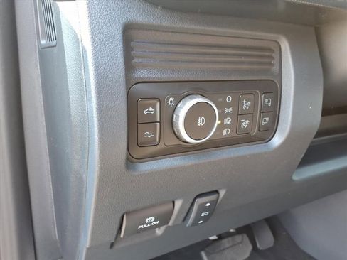 New 2026 Ford F350 Lariat w/ Black Appearance Package image 17