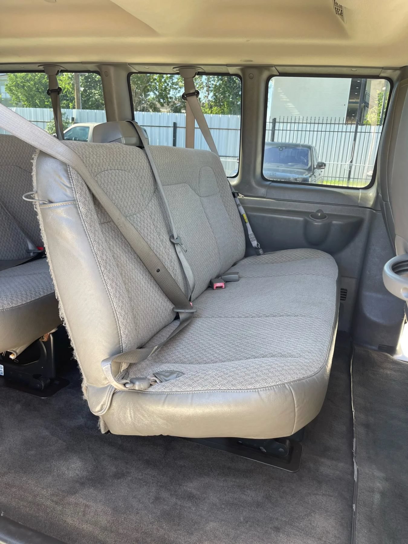 Used 2016 Chevrolet Express 2500 LS RWD image 31