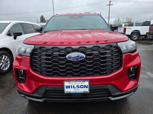 New 2026 Ford Explorer ST-Line w/ ST-Line Street Pack AWD/4WD image 13