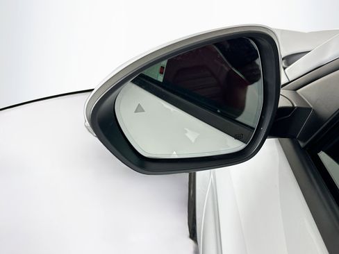 Used 2023 Alfa Romeo Stelvio Sprint image 16