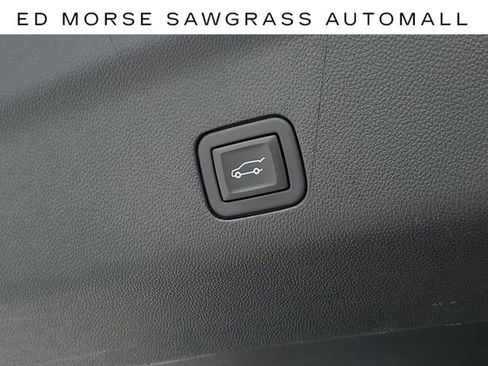 Certified 2023 Chevrolet Tahoe Z71 w/ Luxury Package image 9