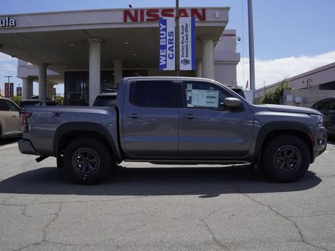 New 2026 Nissan Frontier Pro-X w/ Pro-X Convenience Package RWD image 3