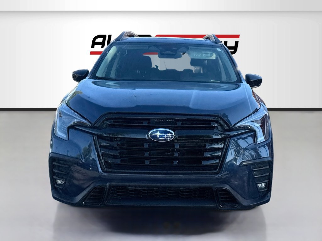 Used 2025 Subaru Ascent Onyx Edition AWD/4WD image 2