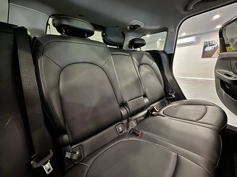 Used 2018 MINI Cooper Countryman FWD image 18