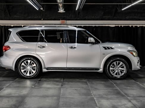 Used 2016 INFINITI QX80 2WD w/ Driver's Assistance Package image 10
