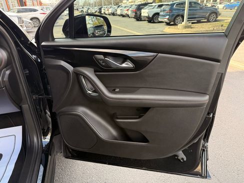Used 2022 Chevrolet Blazer RS FWD image 17