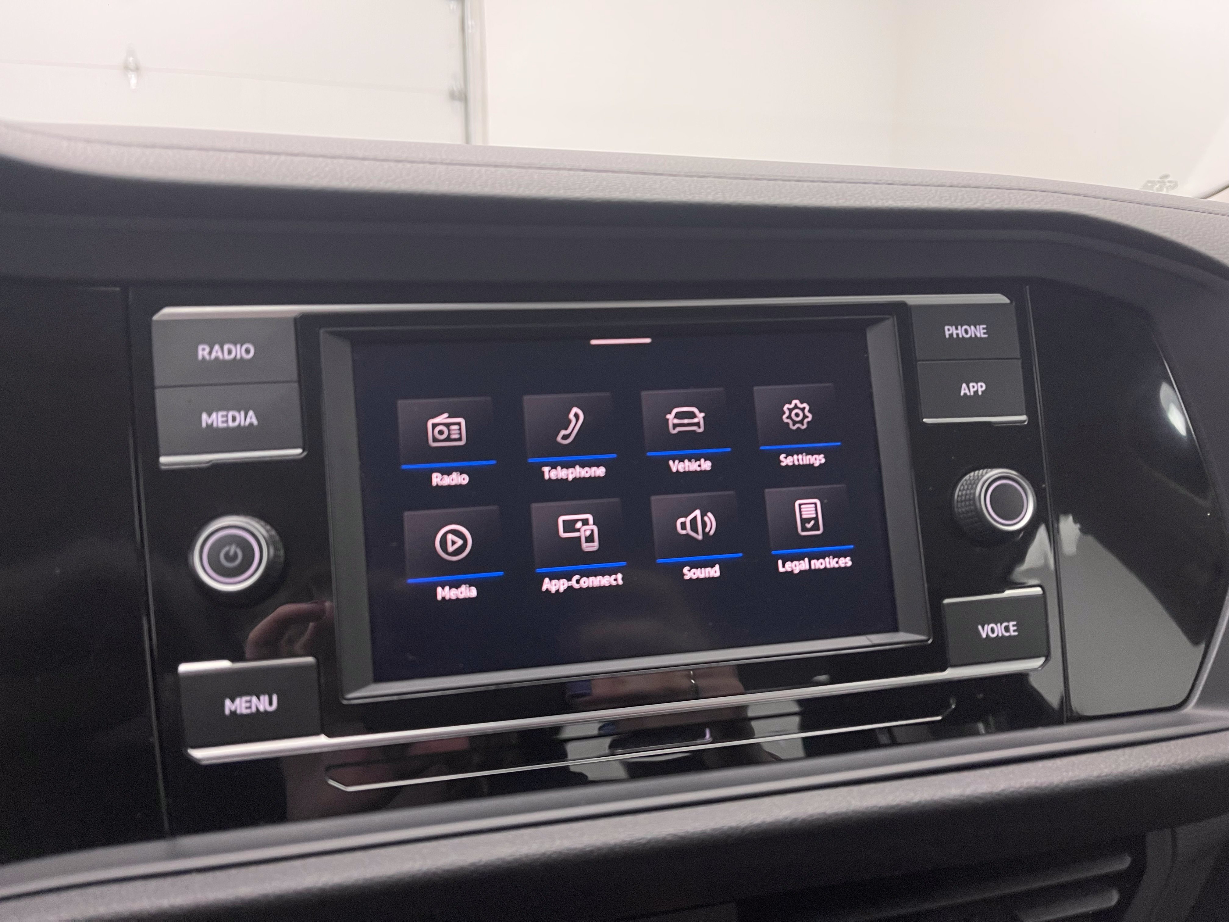 Used 2024 Volkswagen Jetta S FWD image 21
