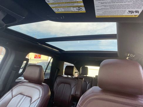 Used 2024 Ford Expedition Limited image 26