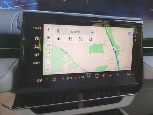 New 2026 Lincoln Nautilus Premier w/ Equipment Group 102A image 17