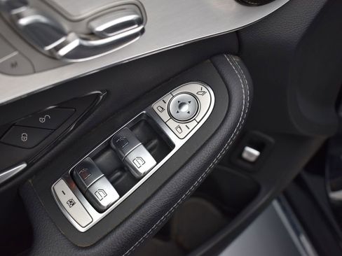 Used 2021 Mercedes-Benz C 300 C 300 image 9