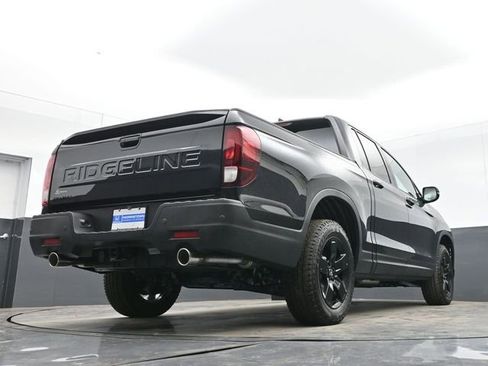 New 2026 Honda Ridgeline Black Edition image 39