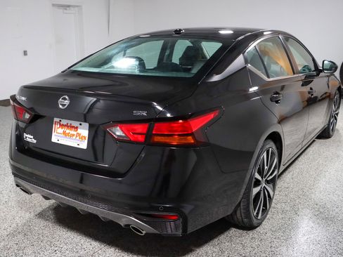 Used 2021 Nissan Altima 2.5 SR FWD image 7
