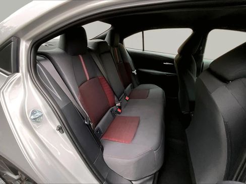 Used 2025 Toyota Corolla SE FWD image 20