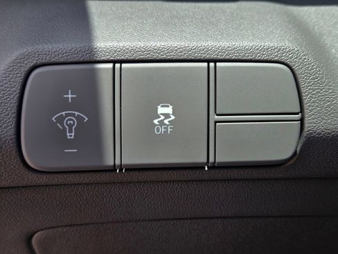 New 2026 Hyundai Elantra Sport FWD image 15