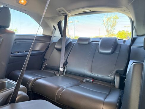 Used 2024 Honda Odyssey EX-L image 15
