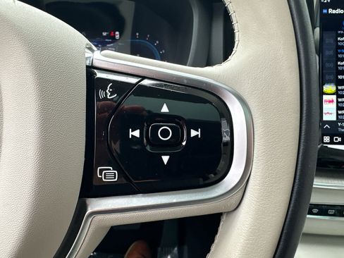 Used 2023 Volvo XC60 B5 Plus w/ Climate Package AWD/4WD image 13