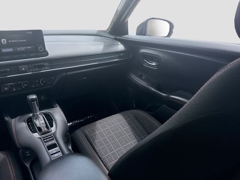 Certified 2024 Honda HR-V Sport image 21