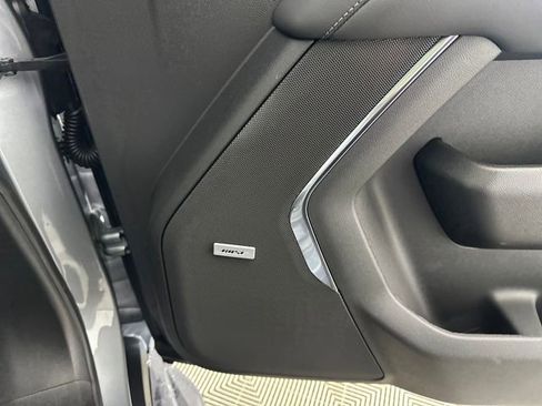 Used 2025 Chevrolet Tahoe LT w/ Comfort Package image 37