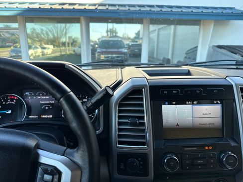 Used 2017 Ford F350 Lariat w/ Lariat Value Package image 17