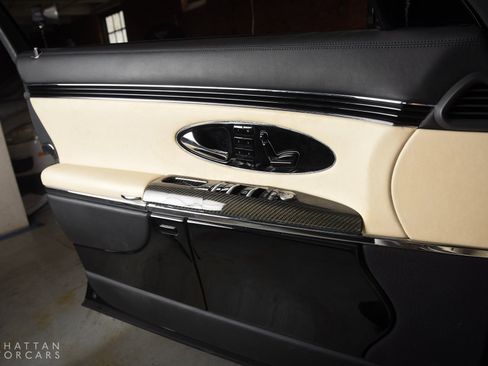 Used 2009 Maybach 62 S RWD image 29