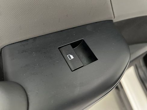 Used 2025 Kia K4 LXS image 15