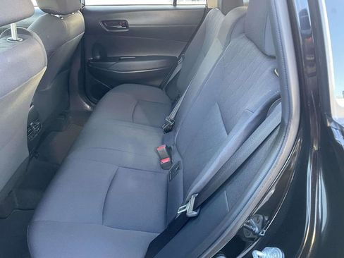 Used 2024 Toyota Corolla Cross LE FWD image 22