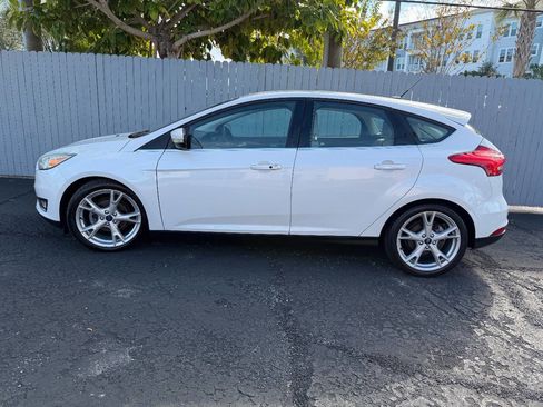 Used 2015 Ford Focus Titanium w/ Titanium Technology Package image 14