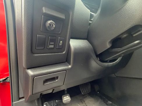 Used 2011 Nissan Rogue S image 31