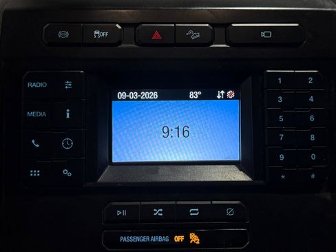 Used 2022 Ford F250 XL w/ Power Equipment Group AWD/4WD image 4