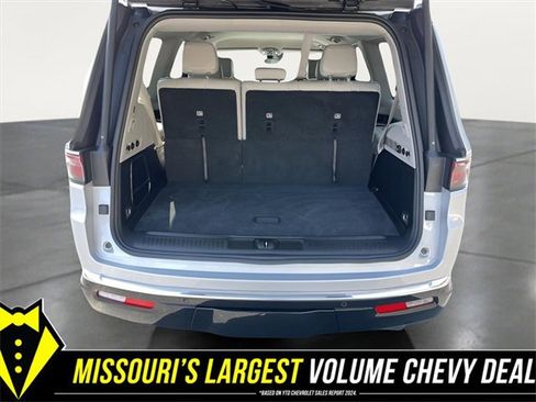 Used 2024 Jeep Wagoneer Series II image 29