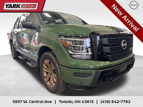 Certified 2024 Nissan Titan SV w/ SV Bronze Edition Package image 1