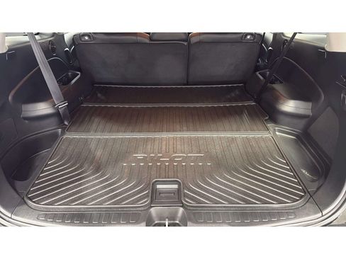 Used 2021 Honda Pilot Black Edition image 7