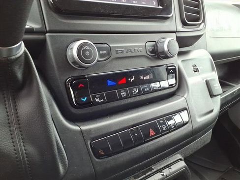 Used 2023 RAM ProMaster 2500 image 21
