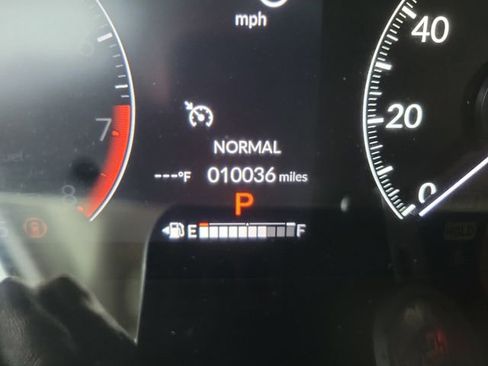 Used 2024 Honda HR-V EX-L image 26