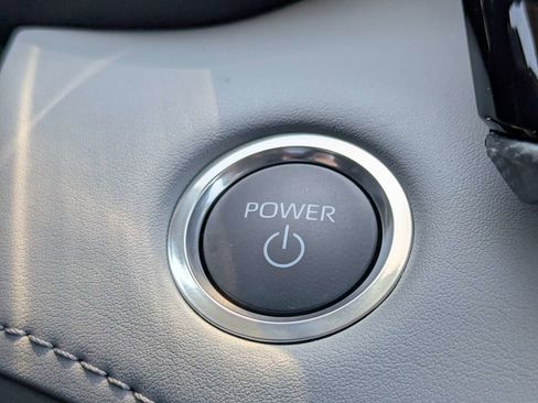 New 2026 Toyota Highlander Platinum AWD/4WD image 28