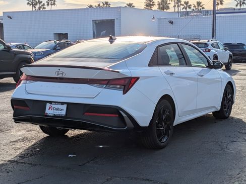 New 2026 Hyundai Elantra Sport image 4