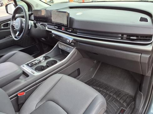 Used 2026 Kia Carnival SX Prestige FWD image 8