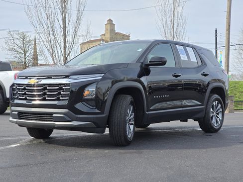 Used 2025 Chevrolet Equinox LT image 17