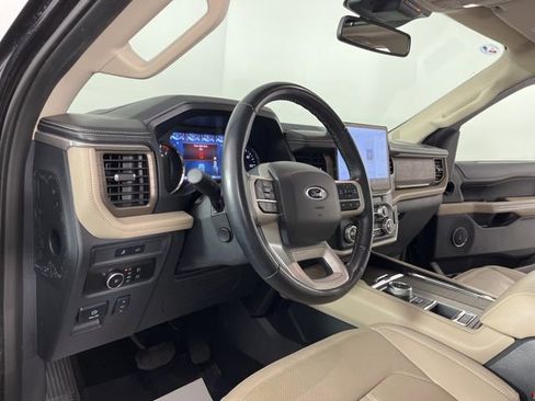 Used 2024 Ford Expedition Max Limited image 19