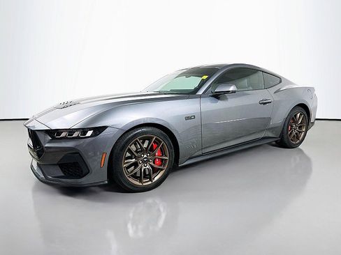 Used 2024 Ford Mustang GT Premium RWD image 3