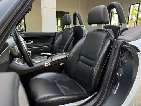 Used 2002 BMW Z8 RWD image 41