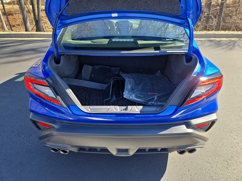 Used 2022 Subaru WRX Limited image 9