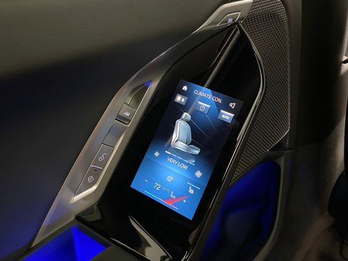 New 2026 BMW 740i xDrive w/ Executive Package image 32